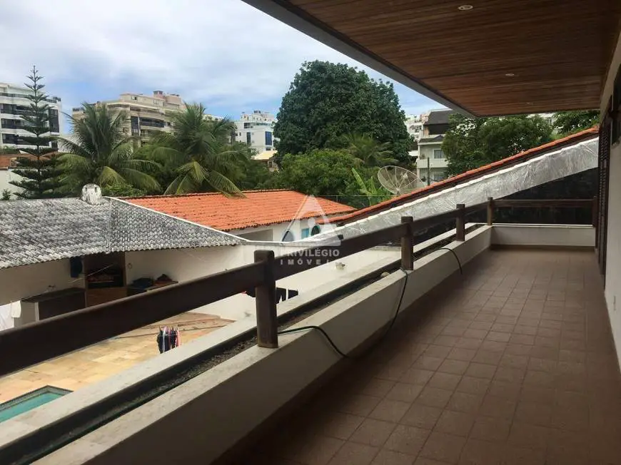 Foto 4 de Casa de Condomínio com 5 Quartos à venda, 6500025m² em Barra da Tijuca, Rio de Janeiro
