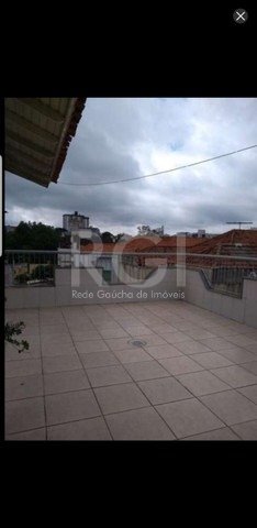 Foto 4 de Cobertura com 3 Quartos à venda, 156m² em Passo da Areia, Porto Alegre