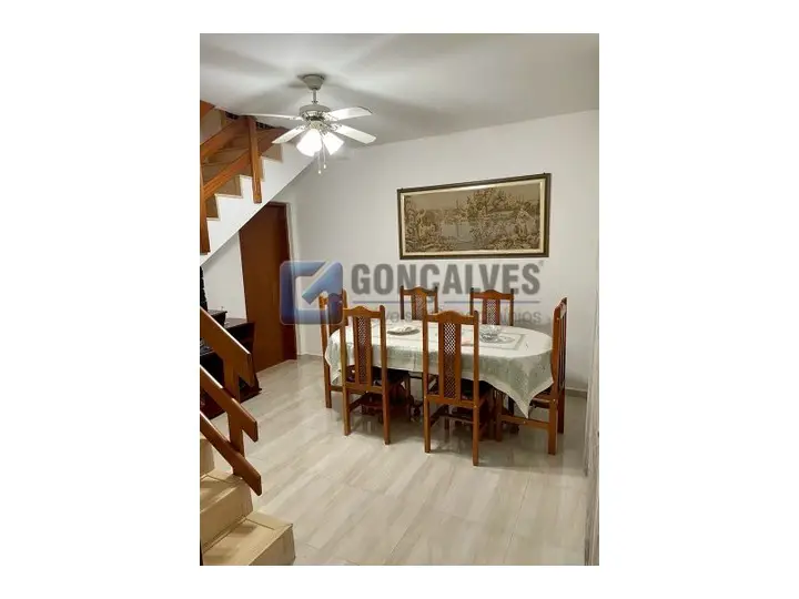 Foto 1 de Sobrado com 3 Quartos à venda, 372m² em Vila Nogueira, Diadema