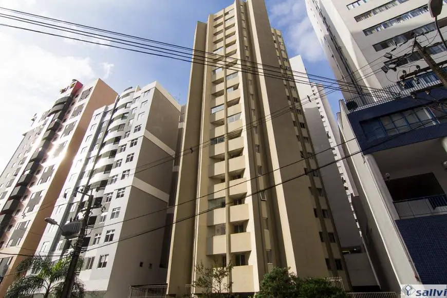 Foto 1 de Apartamento com 1 Quarto à venda, 30m² em Bigorrilho, Curitiba