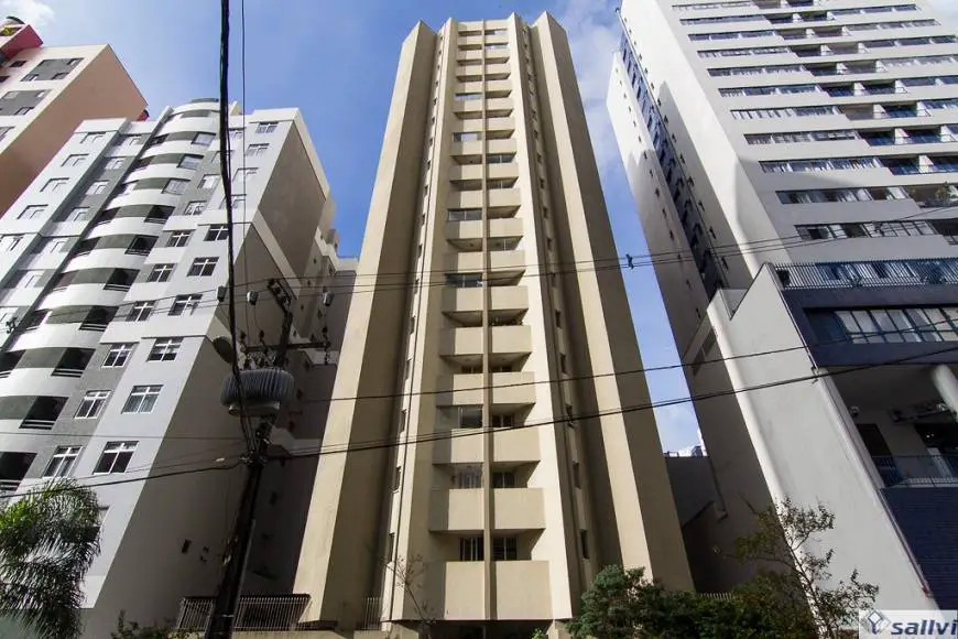 Foto 2 de Apartamento com 1 Quarto à venda, 30m² em Bigorrilho, Curitiba