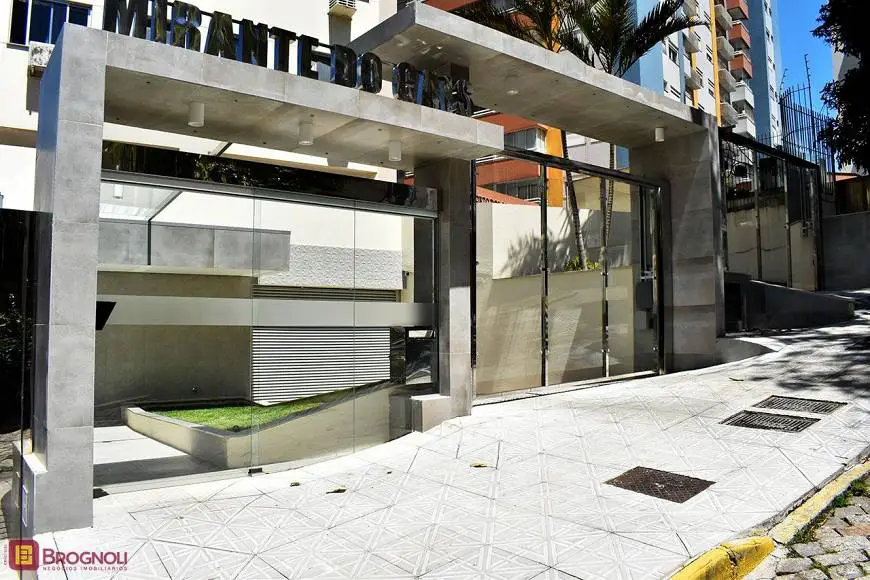 Foto 2 de Apartamento com 1 Quarto para alugar, 46m² em Centro, Florianópolis