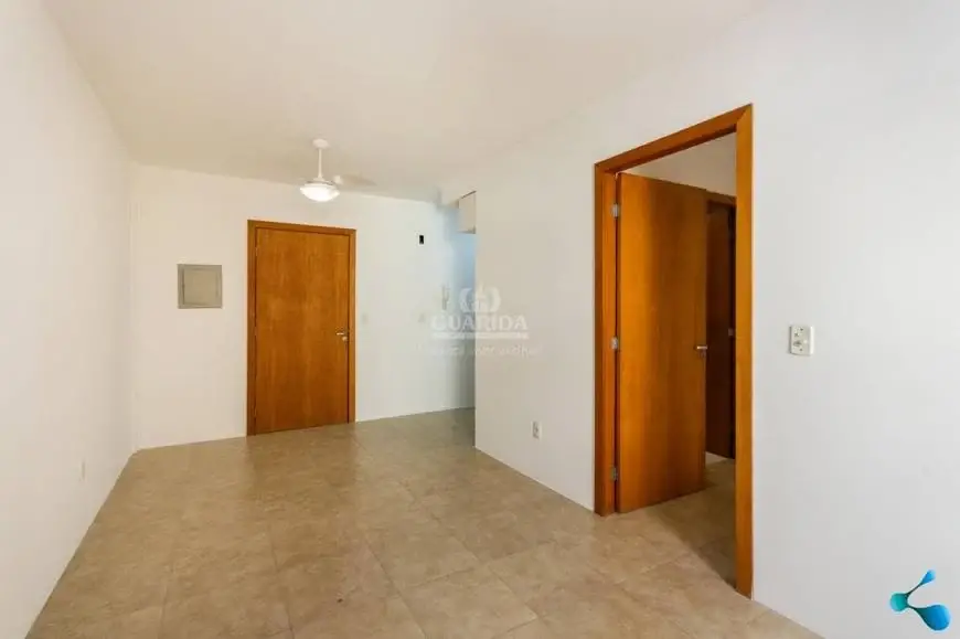 Foto 3 de Apartamento com 1 Quarto para alugar, 34m² em Centro Histórico, Porto Alegre