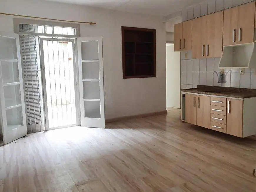 Foto 1 de Apartamento com 1 Quarto para alugar, 28m² em Santana, Porto Alegre