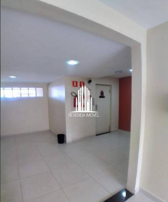 Foto 2 de Apartamento com 2 Quartos à venda, 50m² em Vila Mangalot, São Paulo