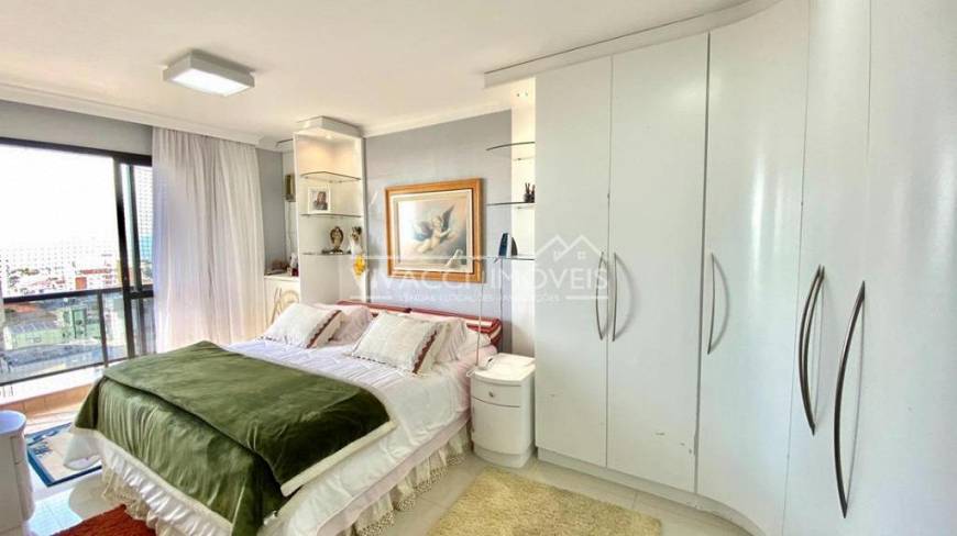 Foto 3 de Apartamento com 3 Quartos à venda, 134m² em Balneário, Florianópolis