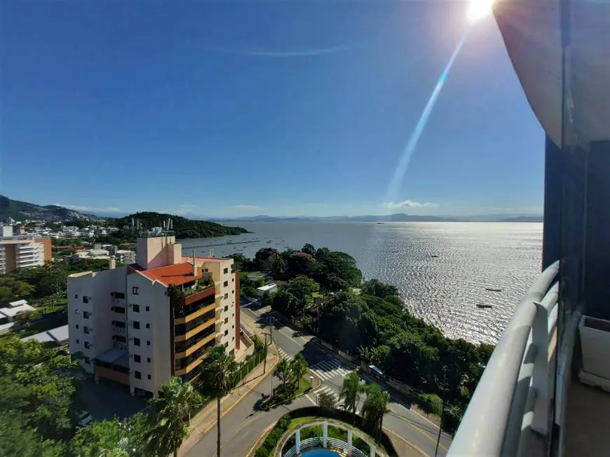 Foto 1 de Apartamento com 3 Quartos para alugar, 157m² em Joao Paulo, Florianópolis