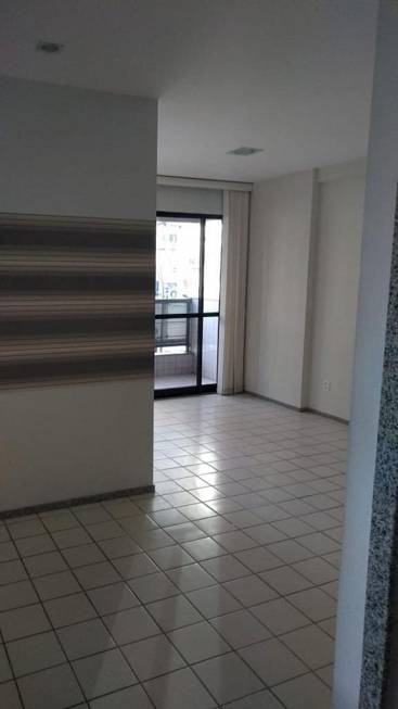 Foto 1 de Apartamento com 3 Quartos à venda, 65m² em Pina, Recife