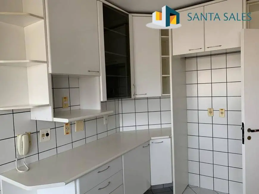 Foto 1 de Apartamento com 3 Quartos para alugar, 127m² em Santo Amaro, São Paulo