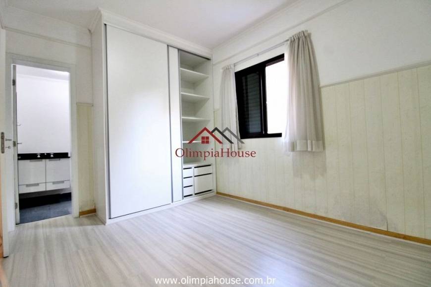 Foto 2 de Apartamento com 3 Quartos para alugar, 157m² em Vila Nova Conceição, São Paulo