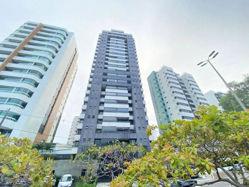 Foto 2 de Apartamento com 4 Quartos à venda, 147m² em Jardins, Aracaju