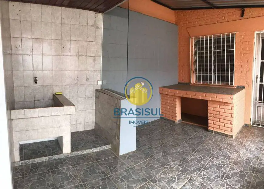 Foto 4 de Casa com 2 Quartos para alugar, 200m² em Veleiros, São Paulo