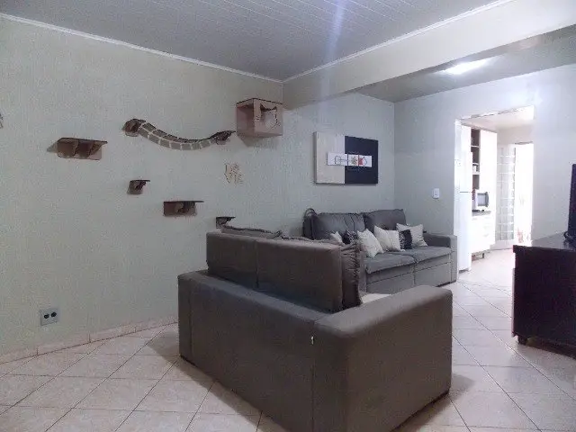 Foto 1 de Casa com 3 Quartos à venda, 240m² em Núcleo Habitacional Novo Gama, Novo Gama