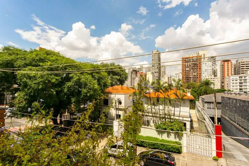 Foto 1 de Casa com 3 Quartos à venda, 174m² em Pacaembu, São Paulo