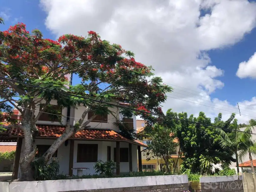 Foto 1 de Casa com 4 Quartos à venda, 285m² em Ingleses do Rio Vermelho, Florianópolis