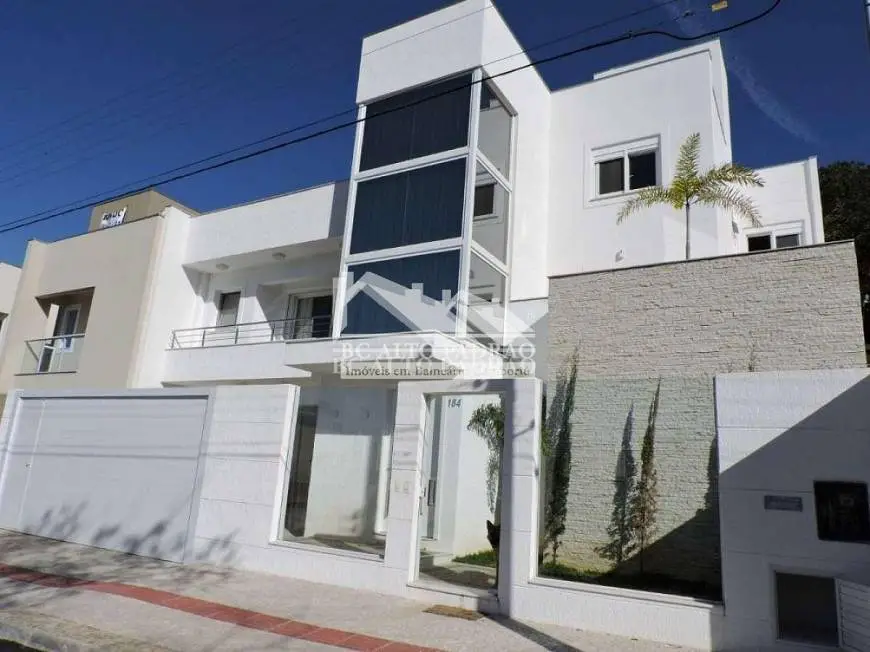 Foto 3 de Casa com 4 Quartos à venda, 445m² em Praia dos Amores, Balneário Camboriú