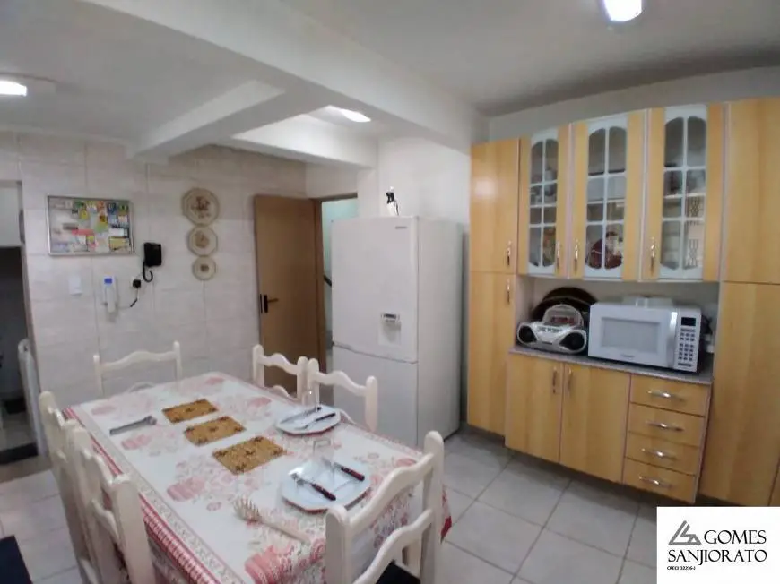 Foto 1 de Casa com 8 Quartos à venda, 546m² em Vila Bastos, Santo André