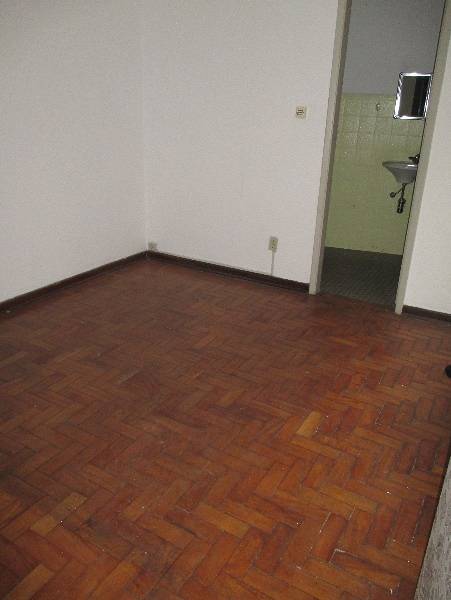 Foto 1 de Kitnet com 1 Quarto para alugar, 45m² em República, São Paulo