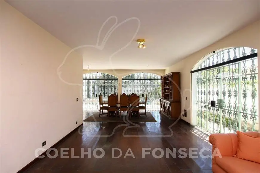 Foto 2 de Sobrado com 4 Quartos à venda, 471m² em Boaçava, São Paulo