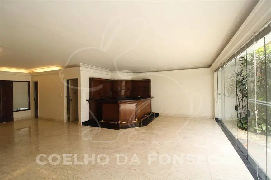 Foto 1 de Sobrado com 5 Quartos à venda, 753m² em Granja Julieta, São Paulo