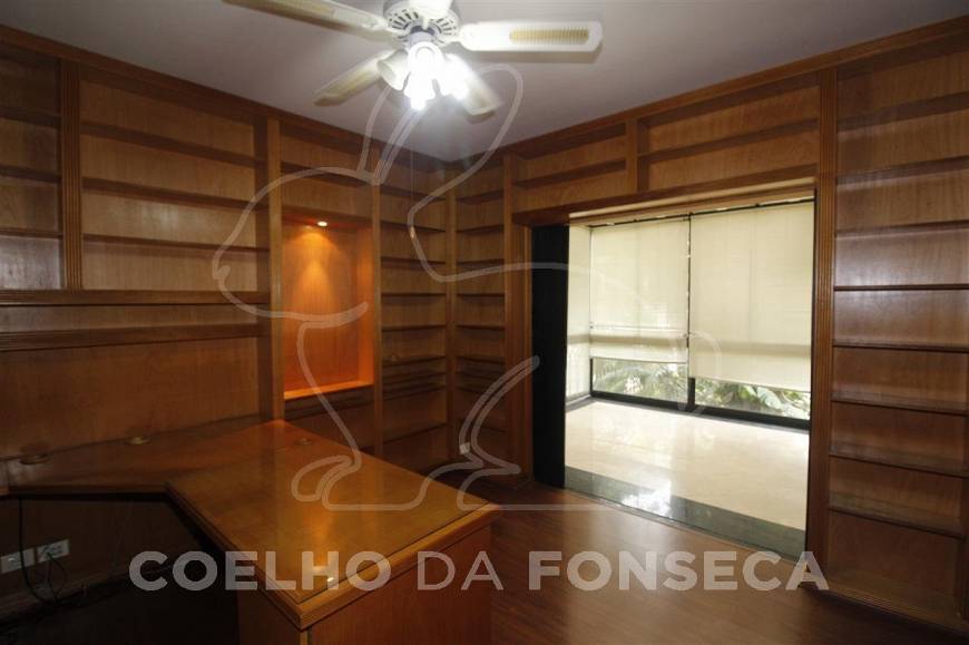Foto 5 de Sobrado com 5 Quartos à venda, 753m² em Granja Julieta, São Paulo