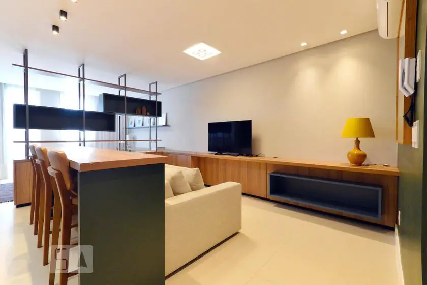 Foto 2 de Apartamento com 1 Quarto para alugar, 51m² em Centro, Florianópolis