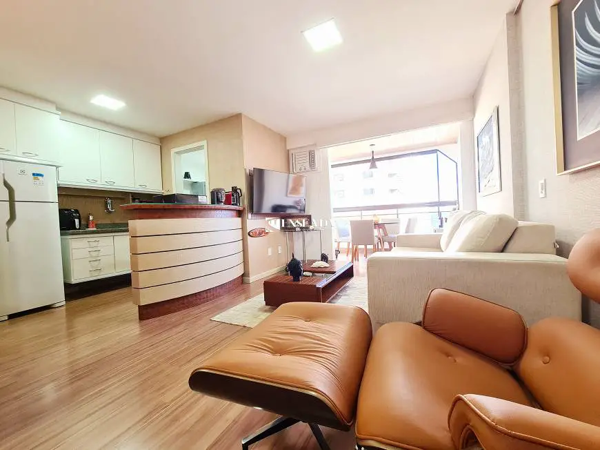 Foto 2 de Apartamento com 1 Quarto à venda, 60m² em Enseada do Suá, Vitória