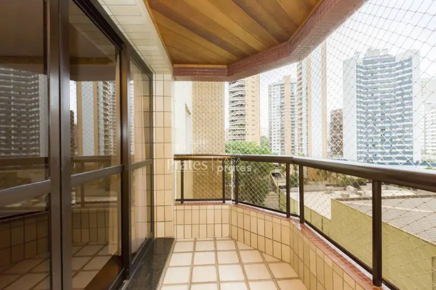 Foto 4 de Apartamento com 3 Quartos para alugar, 107m² em Água Verde, Curitiba