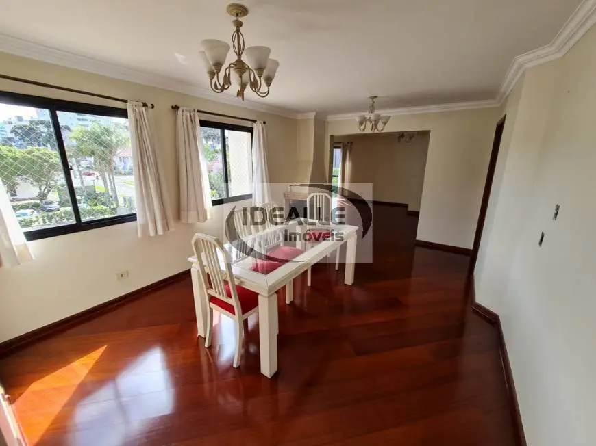 Foto 4 de Apartamento com 3 Quartos para alugar, 170m² em Cabral, Curitiba