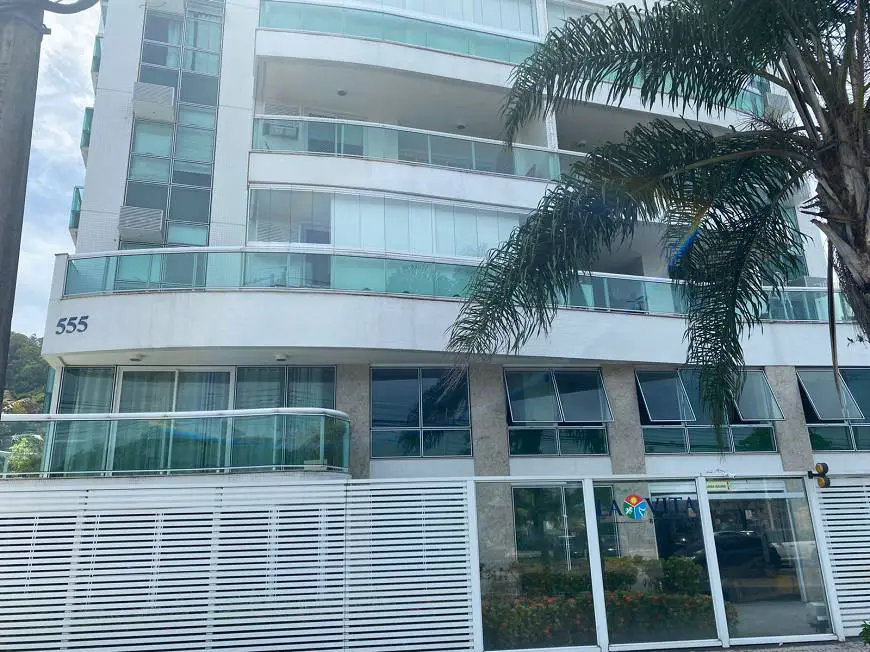 Foto 1 de Apartamento com 3 Quartos à venda, 130m² em Charitas, Niterói