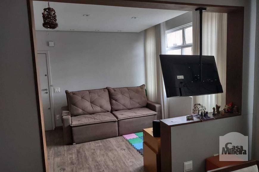 Foto 1 de Apartamento com 3 Quartos à venda, 82m² em Floresta, Belo Horizonte