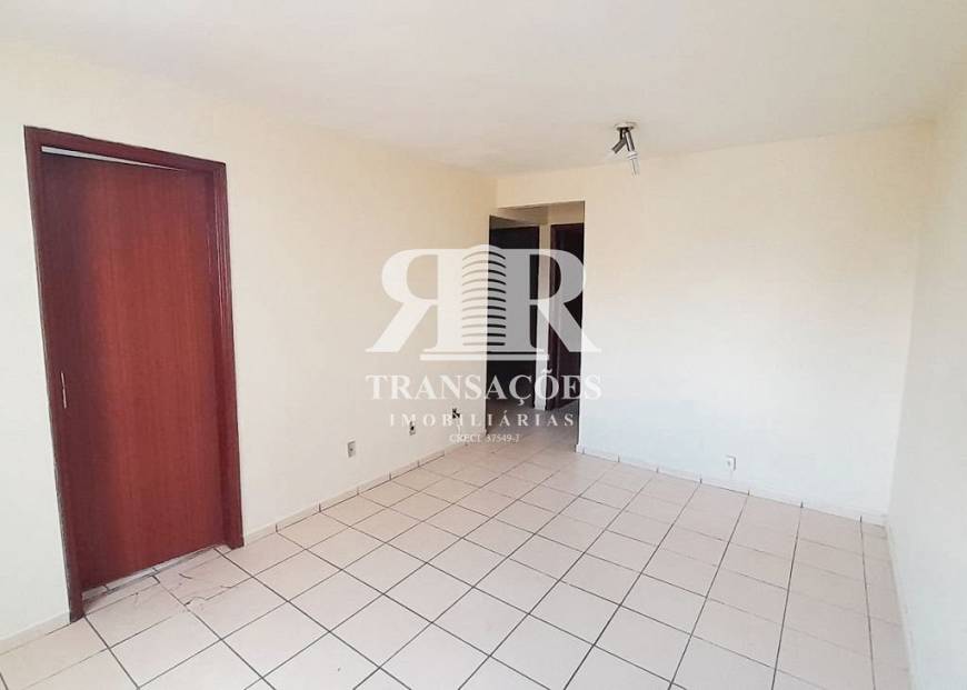 Foto 3 de Apartamento com 3 Quartos à venda, 65m² em Jardim América, Bauru