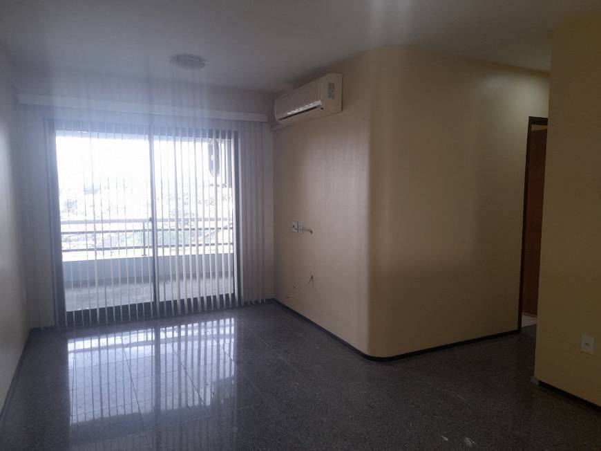 Foto 3 de Apartamento com 3 Quartos para alugar, 88m² em Nossa Senhora das Graças, Manaus