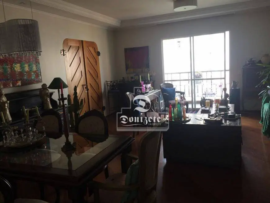 Foto 1 de Apartamento com 3 Quartos à venda, 176m² em Vila Bastos, Santo André