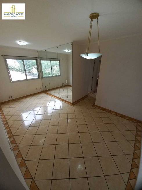 Foto 1 de Apartamento com 3 Quartos para alugar, 56m² em Vila Gumercindo, São Paulo