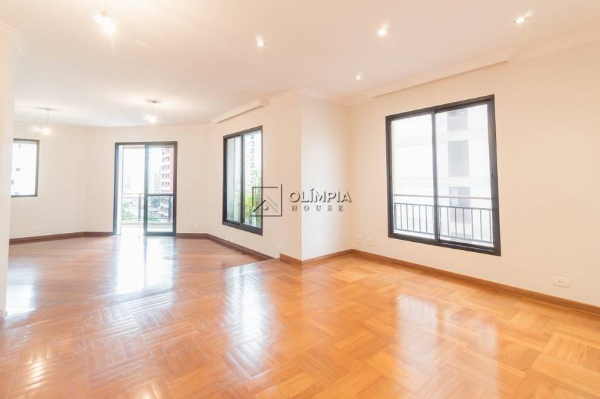 Foto 1 de Apartamento com 3 Quartos para alugar, 205m² em Vila Olímpia, São Paulo