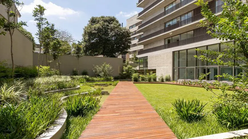 Foto 4 de Apartamento com 4 Quartos à venda, 460m² em Cabral, Curitiba