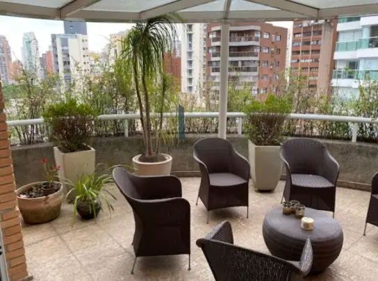 Foto 3 de Apartamento com 4 Quartos à venda, 370m² em Moema, São Paulo