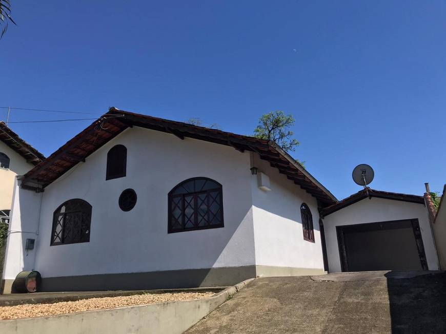 Foto 1 de Casa com 2 Quartos para alugar, 90m² em Saguaçú, Joinville