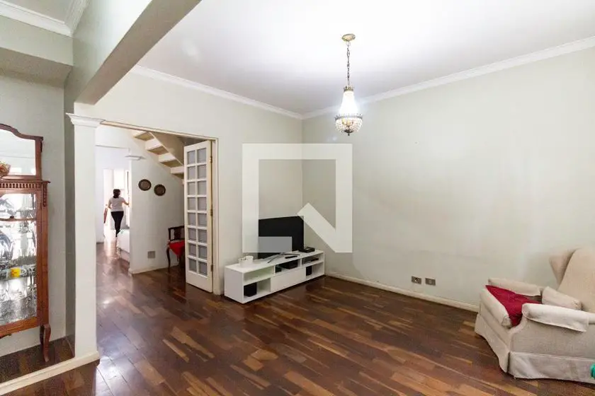 Foto 1 de Casa com 3 Quartos para alugar, 140m² em Aclimação, São Paulo