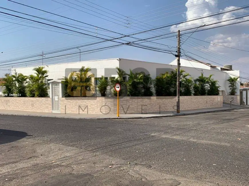 Foto 1 de Casa com 3 Quartos à venda, 400m² em Alto Higienopolis, Bauru