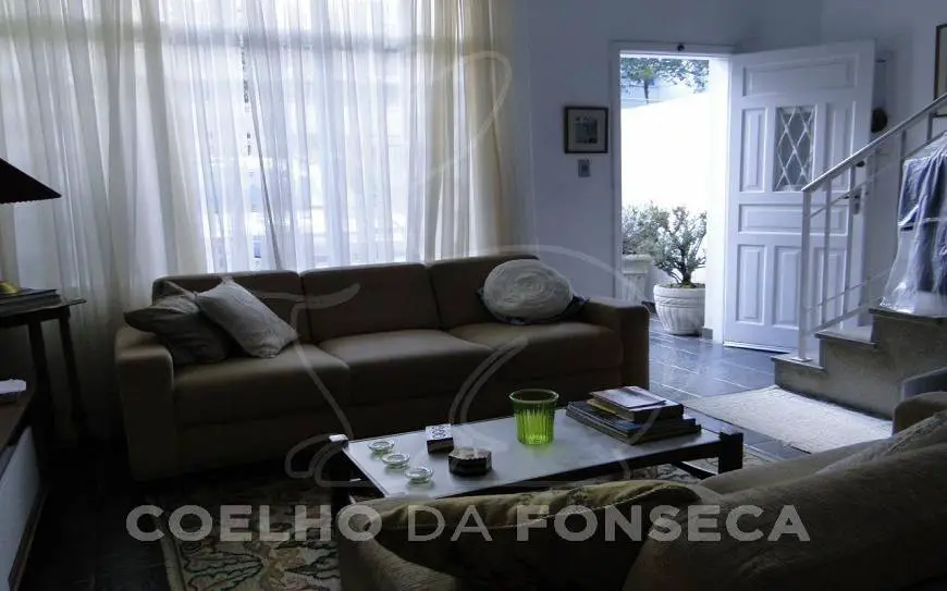 Foto 1 de Casa com 3 Quartos à venda, 115m² em Vila Nova Conceição, São Paulo