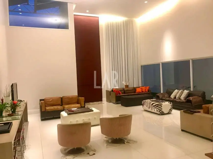 Foto 3 de Casa com 4 Quartos à venda, 450m² em Bandeirantes, Belo Horizonte