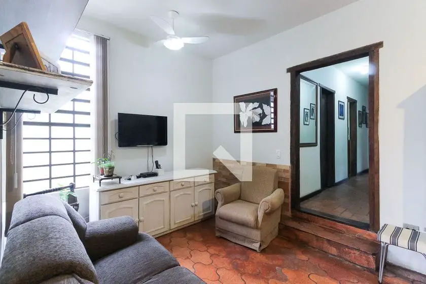 Foto 1 de Casa com 4 Quartos à venda, 175m² em Cavalhada, Porto Alegre