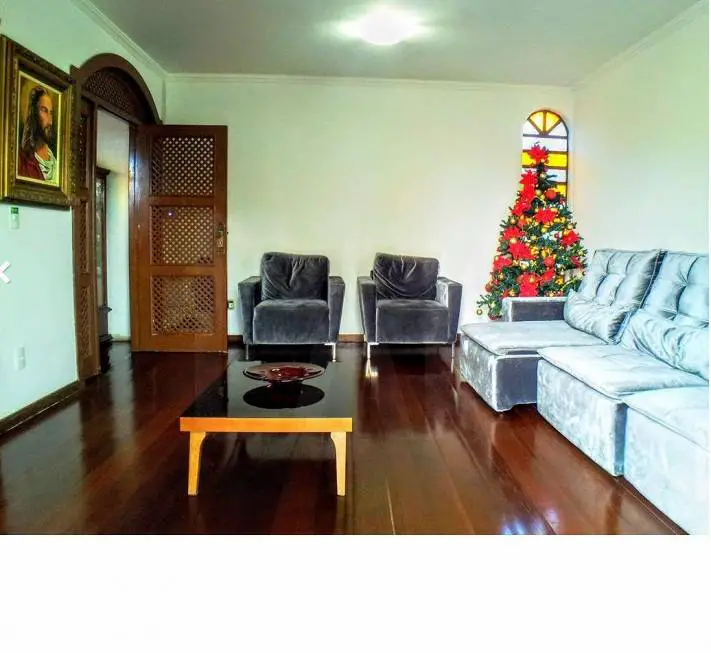 Foto 1 de Casa com 4 Quartos à venda, 400m² em Santa Rosa, Belo Horizonte