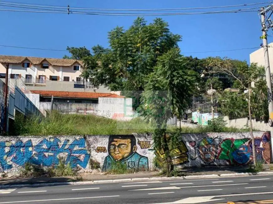 Foto 1 de Lote/Terreno para alugar, 900m² em Morumbi, São Paulo