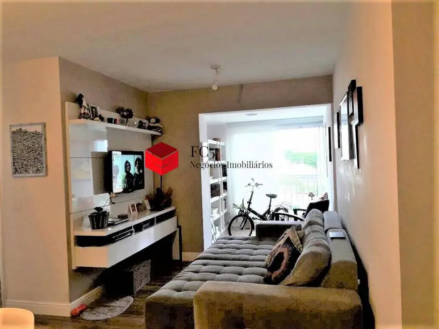 Foto 3 de Apartamento com 2 Quartos à venda, 68m² em Bosque da Saúde, São Paulo