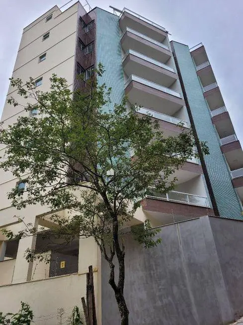 Foto 3 de Apartamento com 2 Quartos à venda, 75m² em Granbery, Juiz de Fora