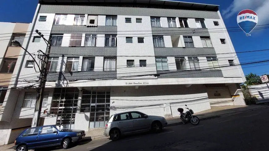 Foto 1 de Apartamento com 2 Quartos para alugar, 60m² em Paineiras, Juiz de Fora