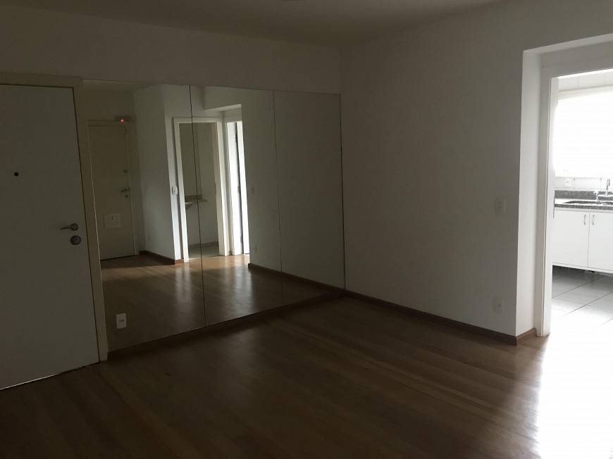 Foto 4 de Apartamento com 3 Quartos para alugar, 130m² em Alto de Pinheiros, São Paulo